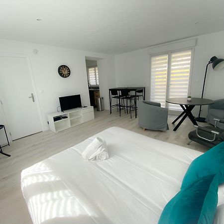 Le Vendee Apartment Кале Екстериор снимка